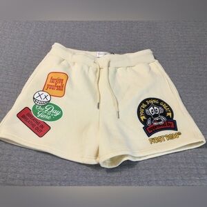 First Row Women’s Cream Graphic Patch Fleece Shorts Size L
